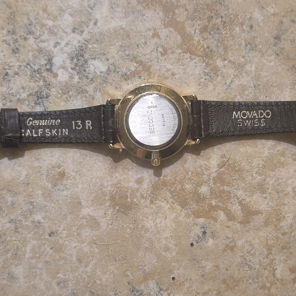 Vintage Movado Museum Classic Black and Gold Women's Watch - Picture 11 of 16